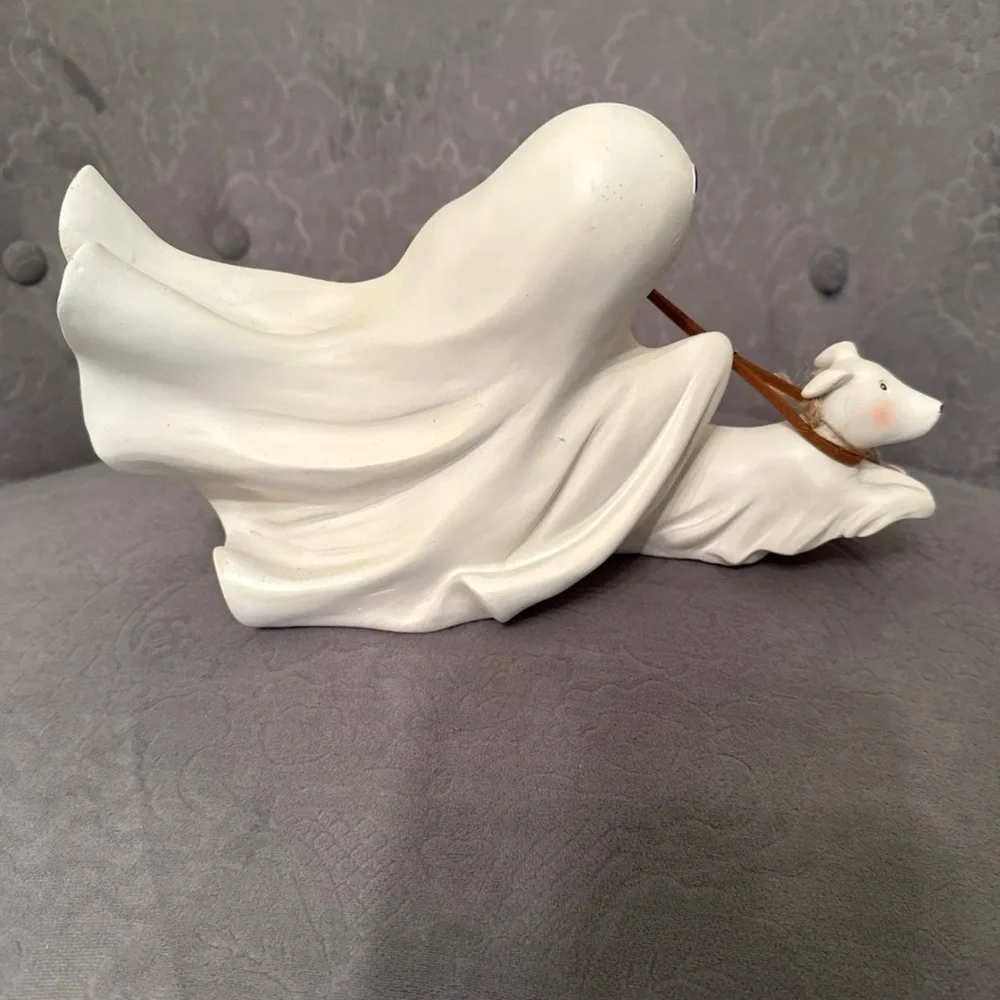 Goblin & Ghoul Ghost and Dog Figurine - Picture 4 of 5